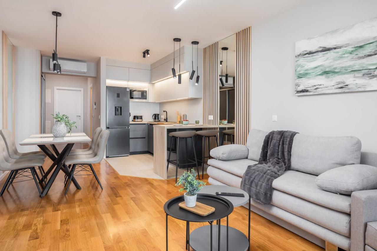 A&N Apartment - Partial Sea View And Free Parking มาคาร์สกา ภายนอก รูปภาพ